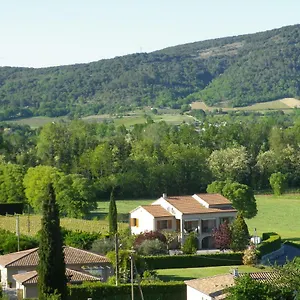 Au Mas Des Graviers Bed & Breakfast